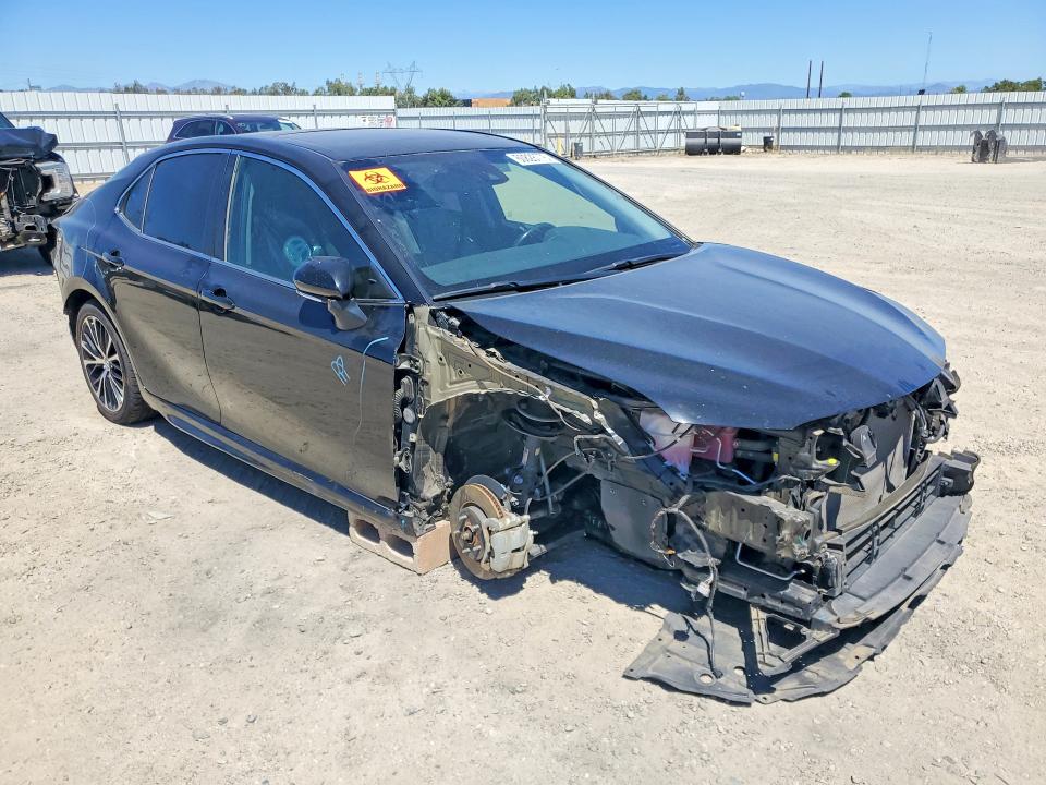60828776 :رقم المزاد ، 4T1B21HK7KU520217 vin ، 2019 Toyota Camry Hybrid مزاد بيع