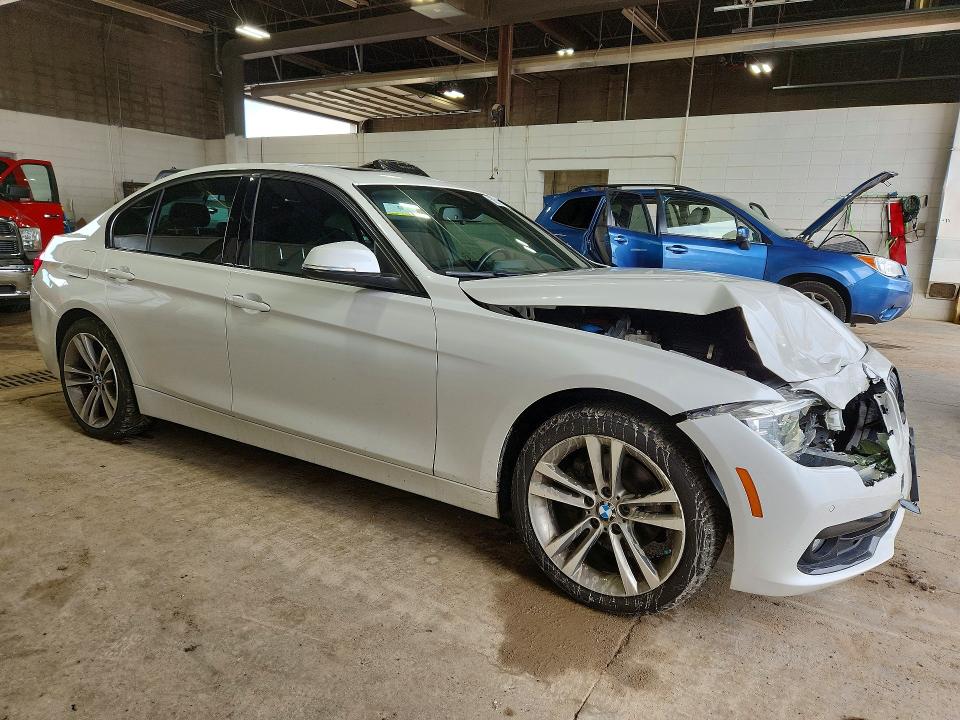Продажа на аукционе авто 2017 Bmw 330, vin: WBA8D9G35HNU62822, номер лота: 59313936