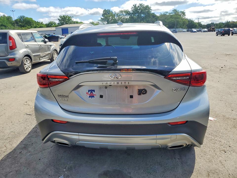 Продаж на аукціоні авто 2018 Infiniti Qx30, vin: SJKCH5CR9JA044603, номер лоту: 60364116
