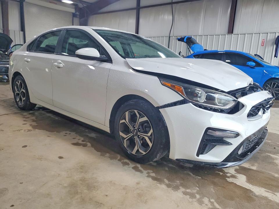 2019 Kia Forte მანქანა იყიდება აუქციონზე, vin: 3KPF24AD1KE060618, აუქციონის ნომერი: 61856936