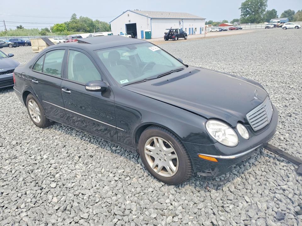 60764346 :رقم المزاد ، WDBUF56J16A817752 vin ، 2006 Mercedes-benz E مزاد بيع