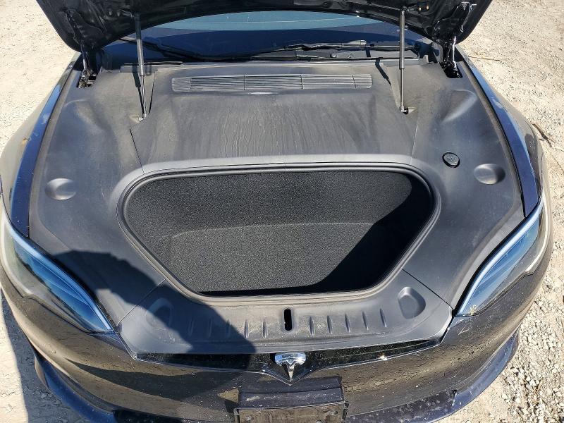 60588256 :رقم المزاد ، 5YJSA1E55PF529200 vin ، 2023 Tesla Model S مزاد بيع