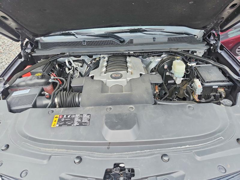 60258196 :رقم المزاد ، 1GYS4BKJ1JR245332 vin ، 2018 Cadillac Escalade مزاد بيع