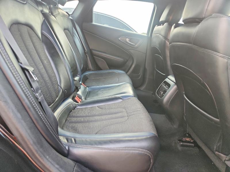 2015 Chrysler 200 მანქანა იყიდება აუქციონზე, vin: 1C3CCCBG6FN617502, აუქციონის ნომერი: 63015206