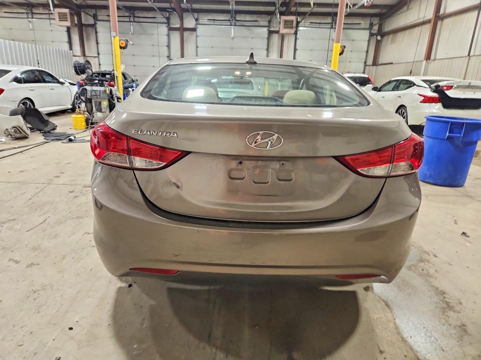 Продажа на аукционе авто 2013 Hyundai Elantra, vin: 5NPDH4AE0DH323078, номер лота: 60661216