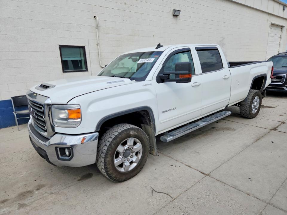 61501406 :رقم المزاد ، 1GT42WCY5HF196848 vin ، 2017 Gmc Sierra مزاد بيع