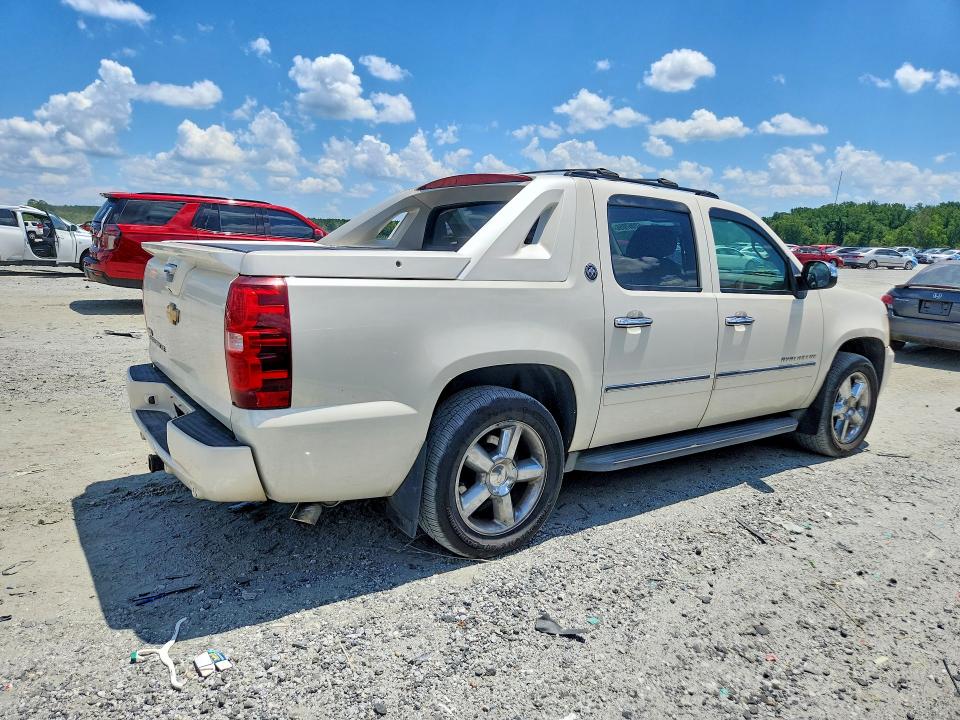 2013 Chevrolet Avalanche მანქანა იყიდება აუქციონზე, vin: 3GNTKGE77DG339661, აუქციონის ნომერი: 62067056