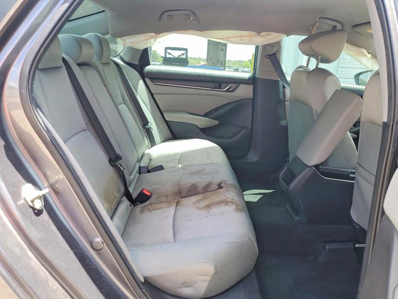 61065346 :رقم المزاد ، 1HGCV1F17KA138850 vin ، 2019 Honda Accord مزاد بيع