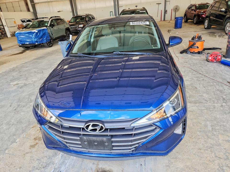 60302426 :رقم المزاد ، 5NPD84LF5KH491575 vin ، 2019 Hyundai Elantra مزاد بيع
