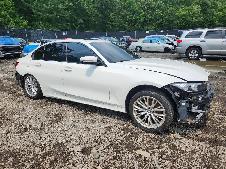 62482236 :رقم المزاد ، 3MW89FF09P8D04752 vin ، 2023 Bmw 330xi مزاد بيع