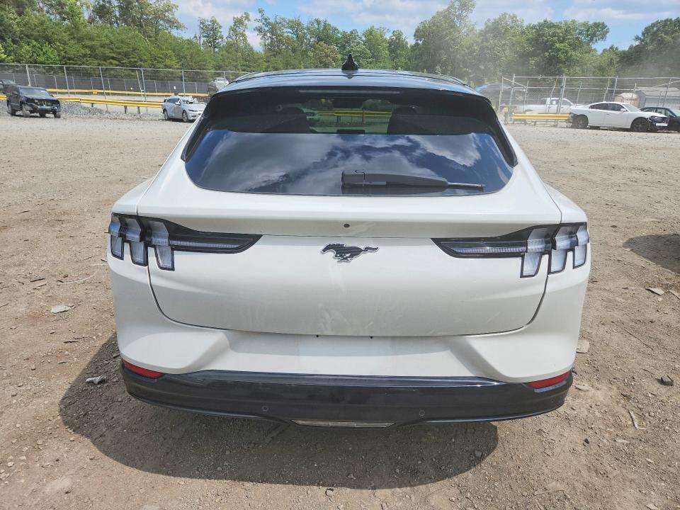 Продаж на аукціоні авто 2022 Ford Mustang Mach-e, vin: 3FMTK3RM6NMA25158, номер лоту: 62959326