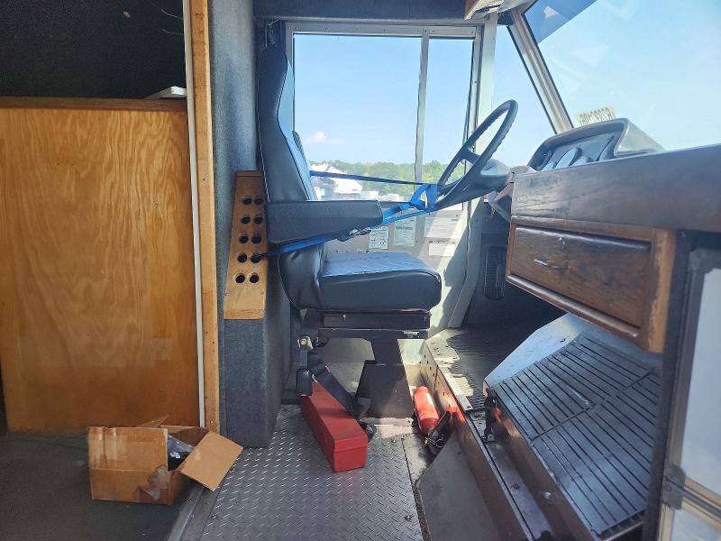 2006 Freightliner Chassis მანქანა იყიდება აუქციონზე, vin: 4UZAARBV76CW09944, აუქციონის ნომერი: 62832106