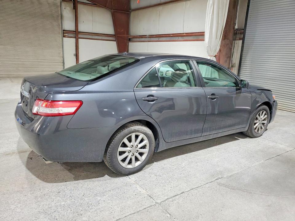 2011 Toyota Camry მანქანა იყიდება აუქციონზე, vin: 4T1BK3EK6BU126868, აუქციონის ნომერი: 61445106