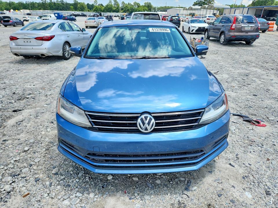 61378996 :رقم المزاد ، 3VWDB7AJ1HM291951 vin ، 2017 Volkswagen Jetta مزاد بيع