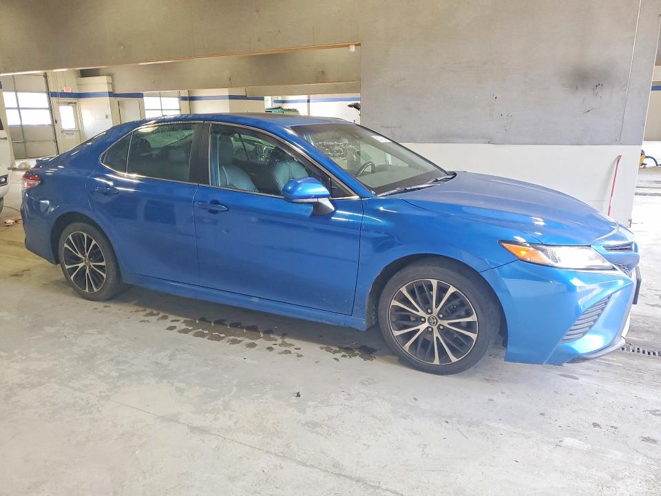 Продажа на аукционе авто 2019 Toyota Camry, vin: 4T1B11HK1KU182364, номер лота: 60079236
