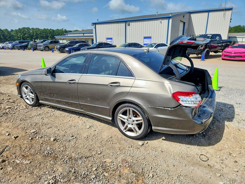 Продаж на аукціоні авто 2011 Mercedes-benz E, vin: WDDHF5GB0BA373547, номер лоту: 61680986