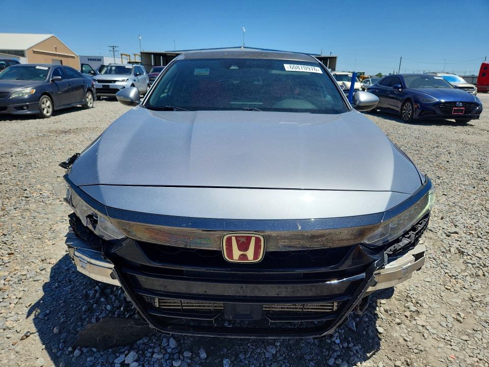 2018 Honda Accord მანქანა იყიდება აუქციონზე, vin: 1HGCV2F33JA013835, აუქციონის ნომერი: 60870976