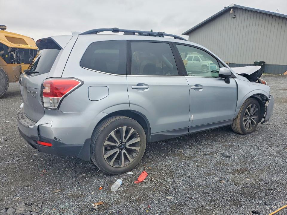 74513935 :رقم المزاد ، JF2SJGECXHH523932 vin ، 2017 Subaru Forester مزاد بيع