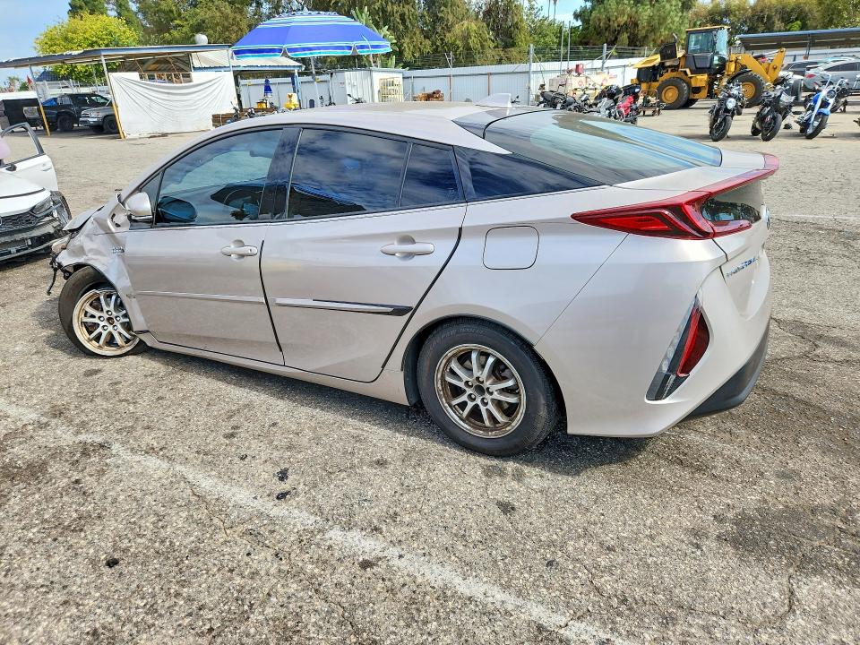 Продажа на аукционе авто 2020 Toyota Prius Prime, vin: JTDKARFP6L3154181, номер лота: 61775416