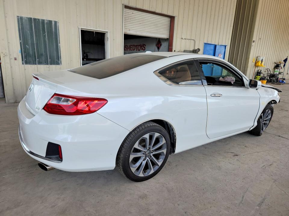 Продажа на аукционе авто 2015 Honda Accord, vin: 1HGCT2B83FA008908, номер лота: 60046286