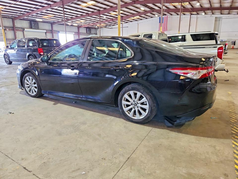 2019 Toyota Camry მანქანა იყიდება აუქციონზე, vin: 4T1B11HK7KU198004, აუქციონის ნომერი: 60351396