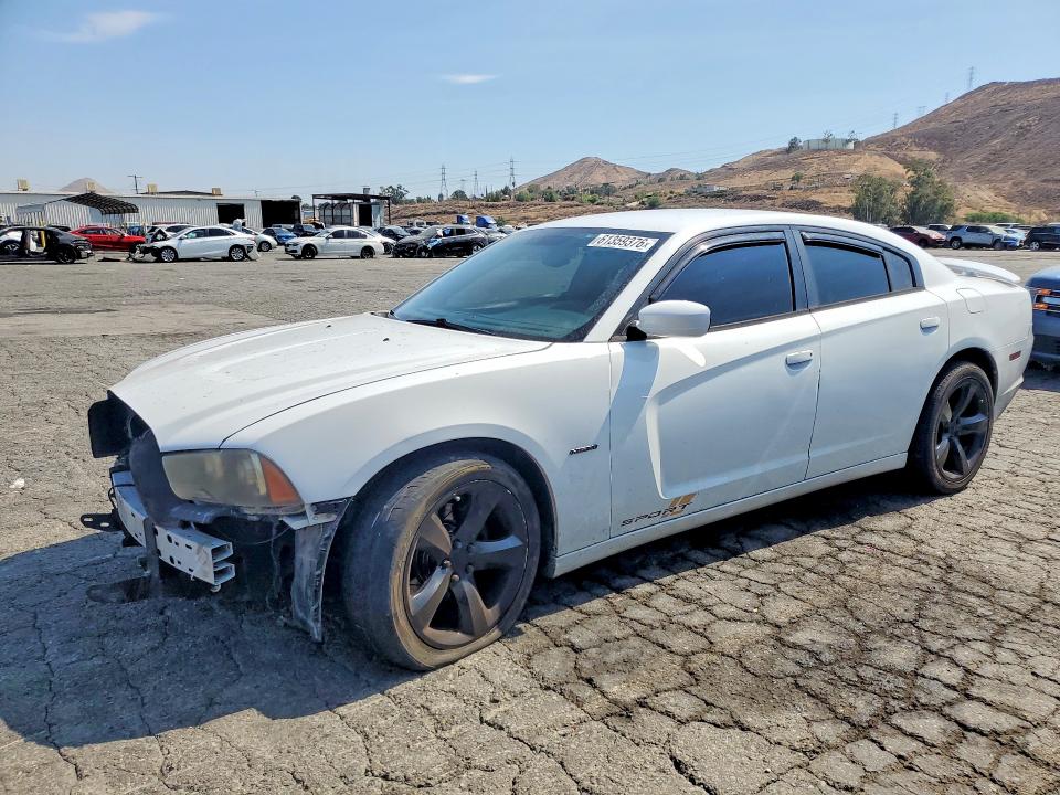 61359376 :رقم المزاد ، 2C3CDXCT8EH353741 vin ، 2014 Dodge Charger مزاد بيع
