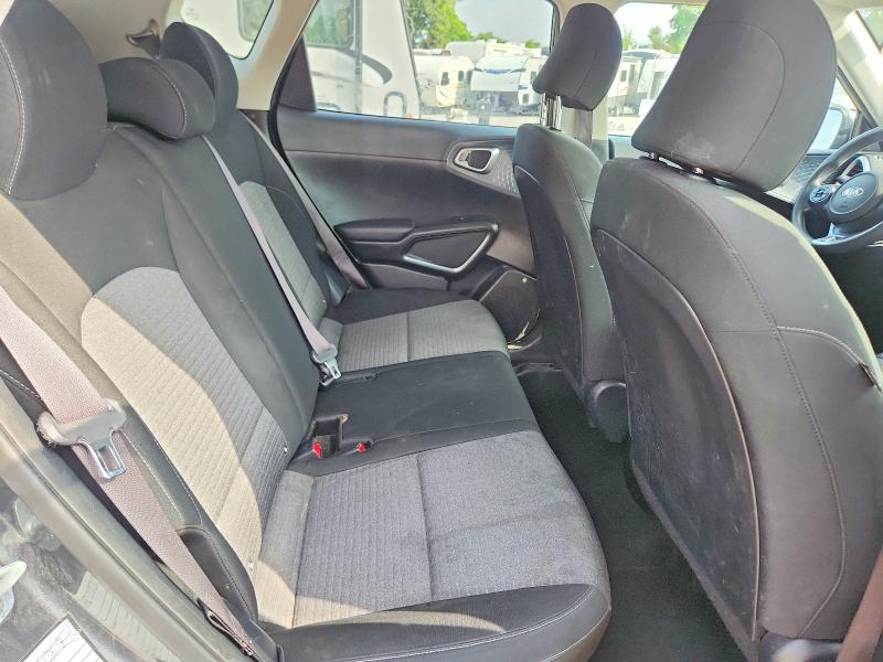 2021 Kia Soul მანქანა იყიდება აუქციონზე, vin: KNDJ23AU5M7773741, აუქციონის ნომერი: 62598496