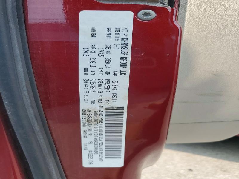 60777266 :رقم المزاد ، 2V4RW3DG4BR641908 vin ، 2011 Volkswagen Routan مزاد بيع