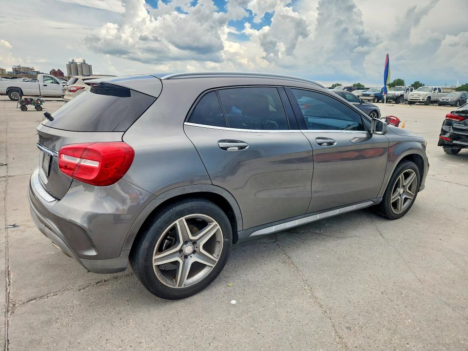 59954996 :رقم المزاد ، WDCTG4EB5FJ127642 vin ، 2015 Mercedes-benz Gla مزاد بيع