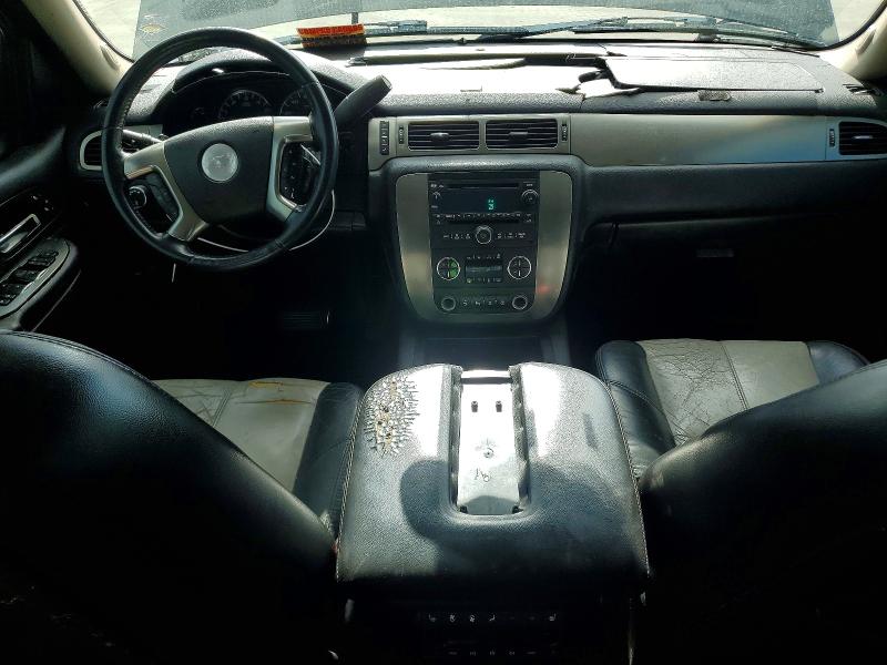 61863616 :رقم المزاد ، 3GNFK16317G252378 vin ، 2007 Chevrolet Suburban مزاد بيع