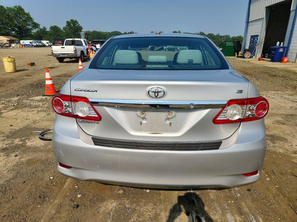 61529776 :رقم المزاد ، 5YFBU4EEXDP161007 vin ، 2013 Toyota Corolla مزاد بيع