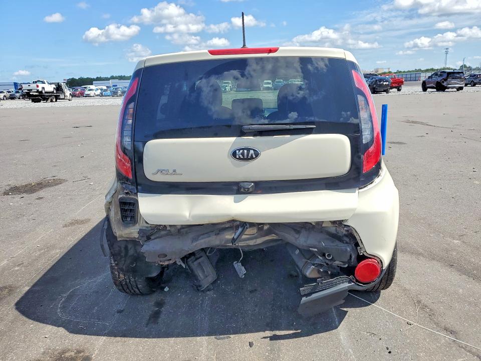 61582276 :رقم المزاد ، KNDJX3A5XF7209712 vin ، 2015 Kia Soul مزاد بيع