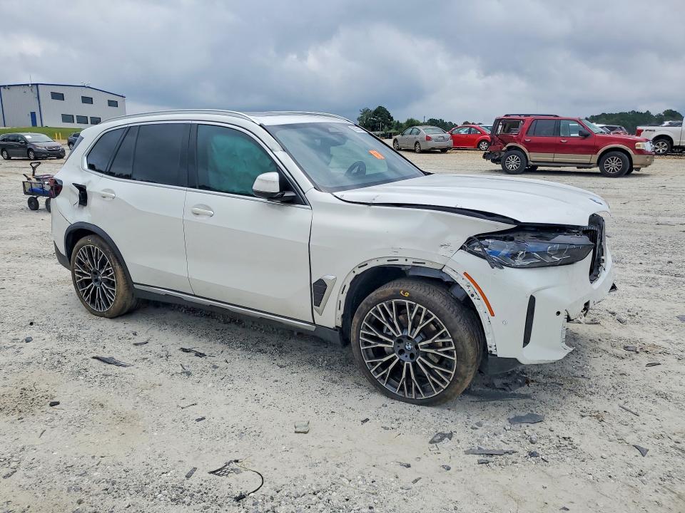 60655146 :رقم المزاد ، 5UX13EU03R9V65403 vin ، 2024 Bmw X5 مزاد بيع
