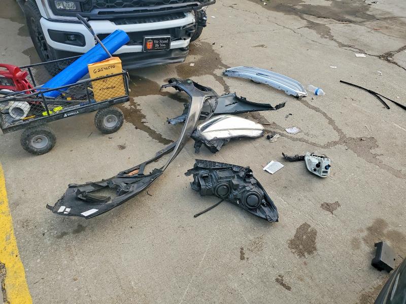 62304856 :رقم المزاد ، 1FMCU9GD6KUB23680 vin ، 2019 Ford Escape مزاد بيع