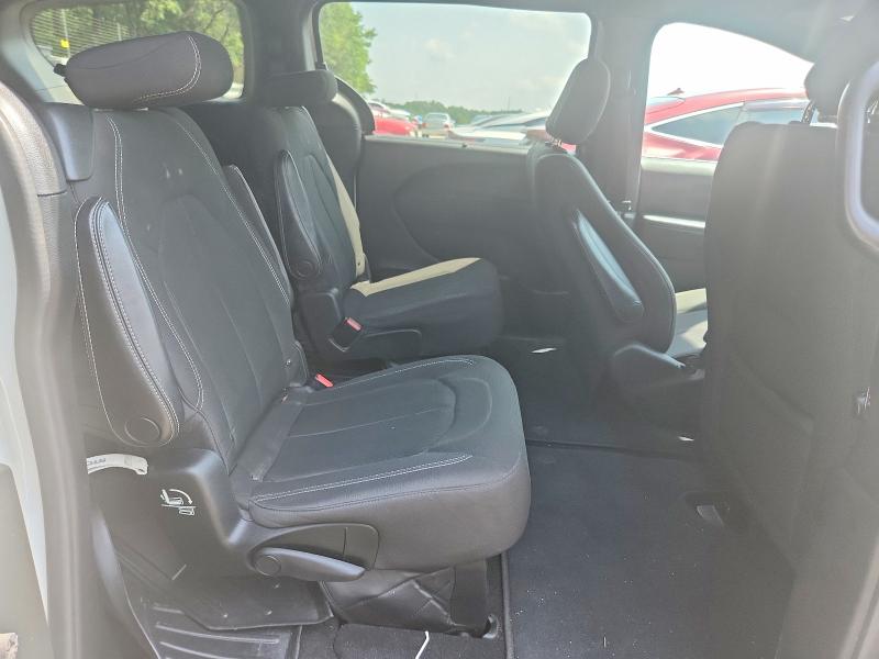 Продажа на аукционе авто 2018 Chrysler Pacifica, vin: 2C4RC1FG5JR235381, номер лота: 62315506