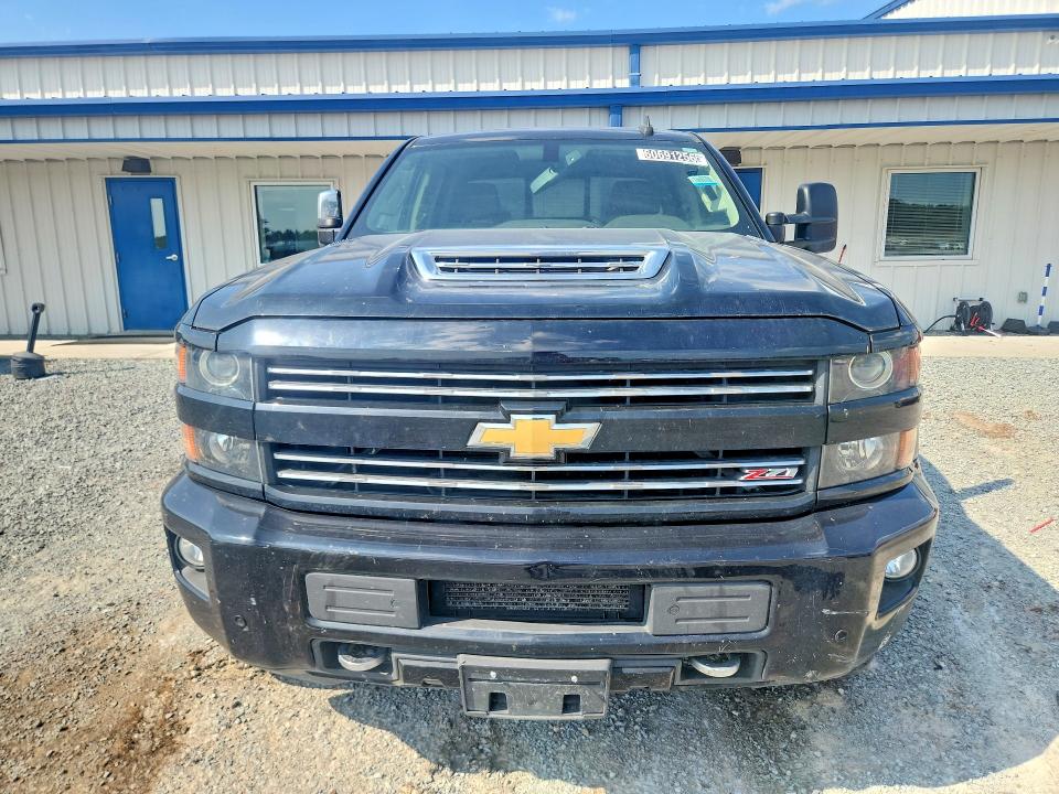 2017 Chevrolet Silverado მანქანა იყიდება აუქციონზე, vin: 1GC4K0CY8HF241665, აუქციონის ნომერი: 60691256