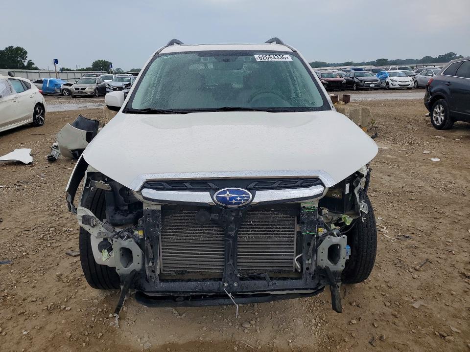 2017 Subaru Forester მანქანა იყიდება აუქციონზე, vin: JF2SJAGC6HH546960, აუქციონის ნომერი: 62694336