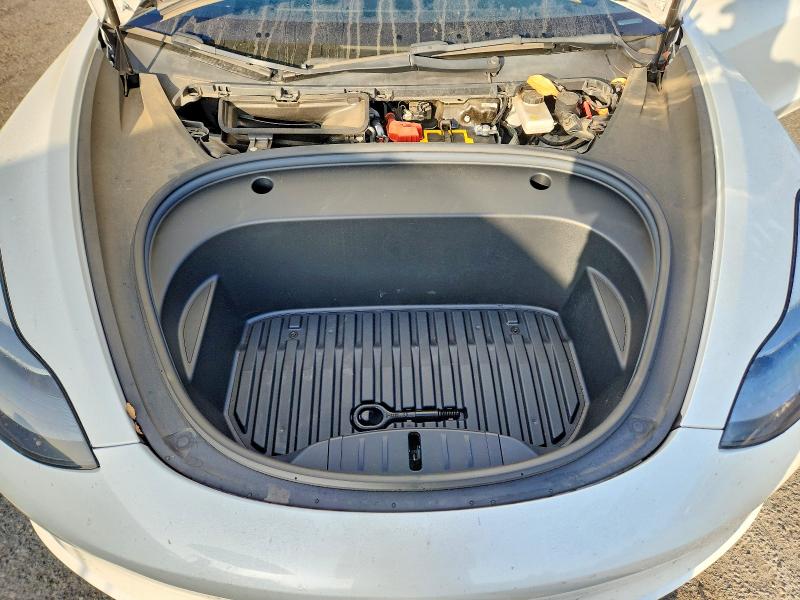 61957456 :رقم المزاد ، 5YJ3E1EA7NF124510 vin ، 2022 Tesla Model 3 مزاد بيع