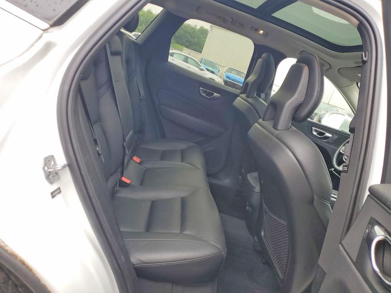Продажа на аукционе авто 2018 Volvo Xc60, vin: LYV102RK8JB082794, номер лота: 59824736