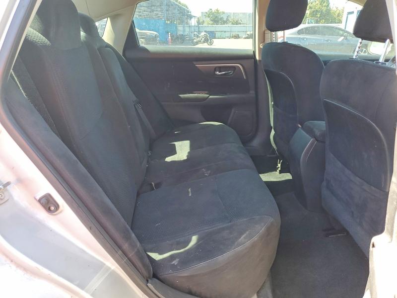2015 Nissan Altima მანქანა იყიდება აუქციონზე, vin: 1N4AL3AP0FC240560, აუქციონის ნომერი: 61634266