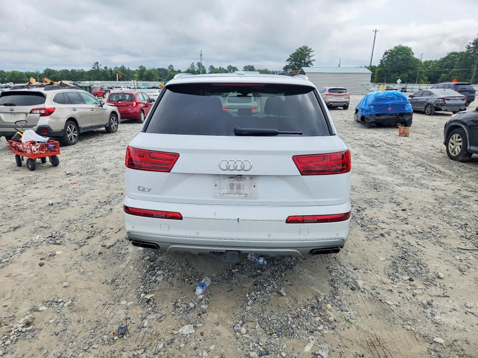 60750076 :رقم المزاد ، WA1LAAF76KD015001 vin ، 2019 Audi Q7 مزاد بيع