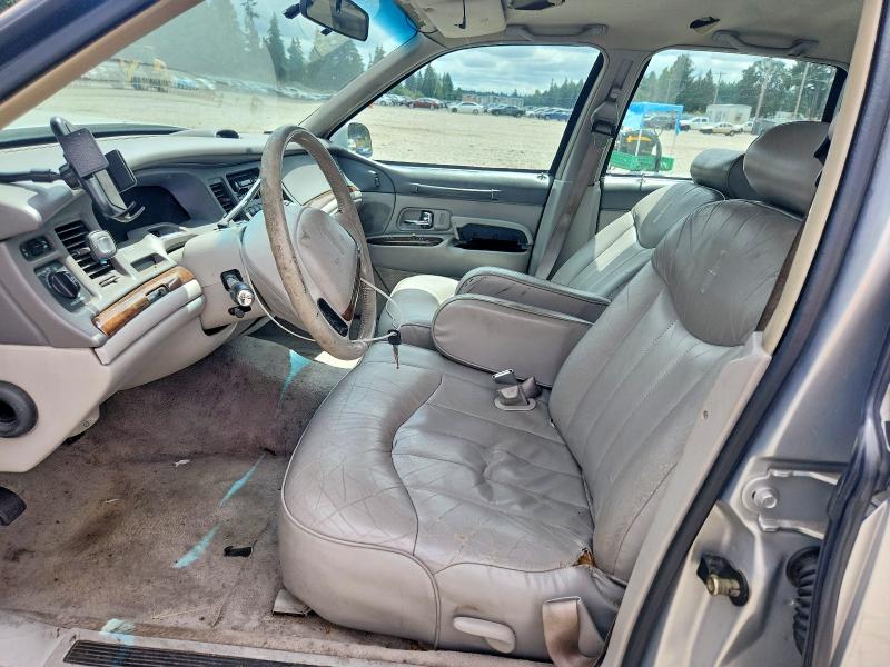 1996 Lincoln Town Car მანქანა იყიდება აუქციონზე, vin: 1LNLM81WXTY723066, აუქციონის ნომერი: 60328046