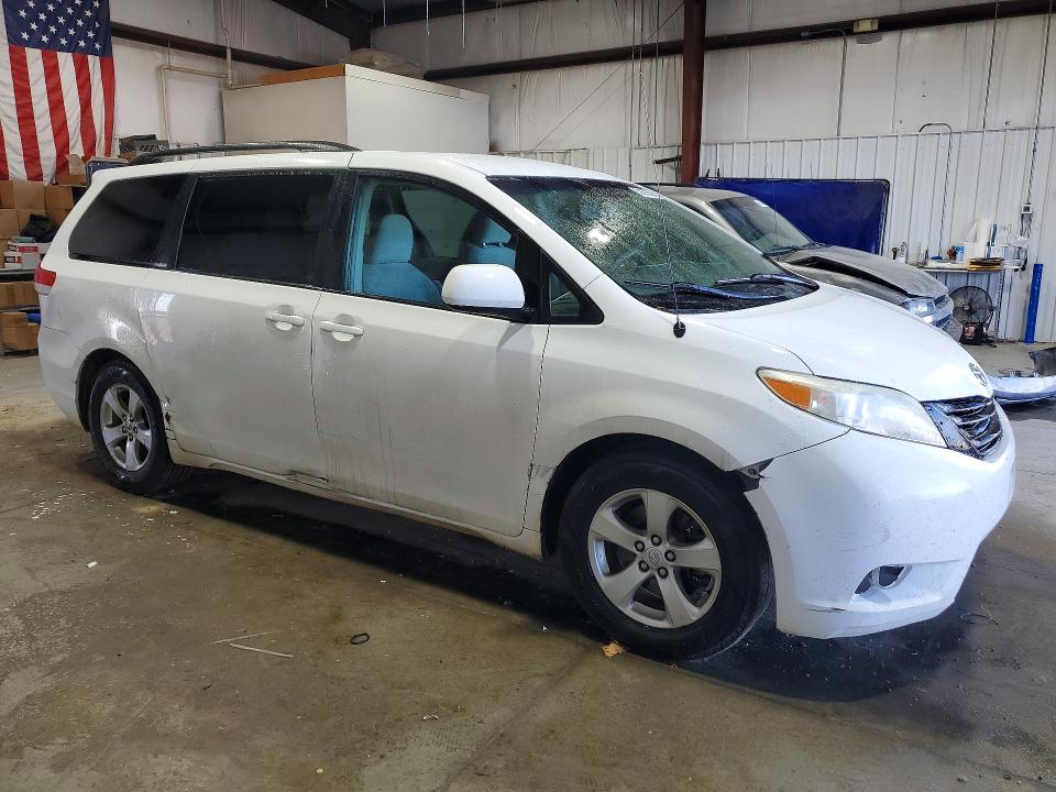 Продаж на аукціоні авто 2014 Toyota Sienna, vin: 5TDKK3DC6ES489842, номер лоту: 59875086