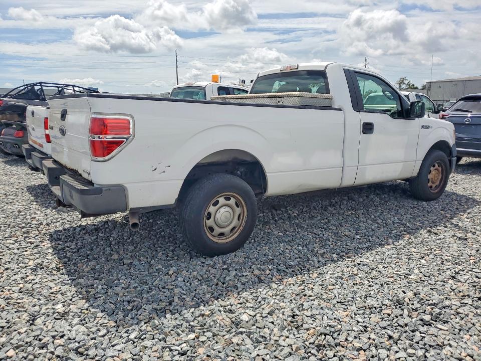 58824146 :رقم المزاد ، 1FTMF1CM7EKG03074 vin ، 2014 Ford F150 مزاد بيع