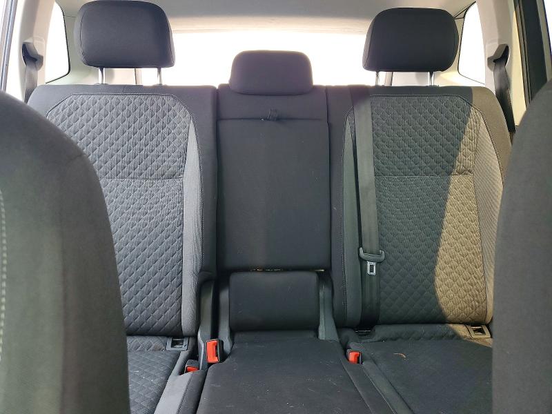 2018 Volkswagen Tiguan მანქანა იყიდება აუქციონზე, vin: 3VV0B7AX9JM092269, აუქციონის ნომერი: 62823776