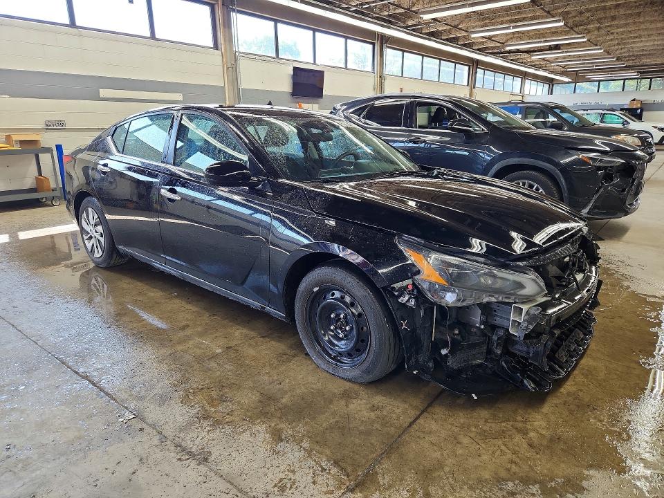 Auction sale of the 2023 Nissan Altima, vin: 1N4BL4BV1PN328756, lot number: 59997776
