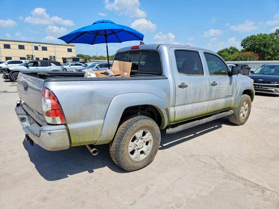 Продажа на аукционе авто 2015 Toyota Tacoma, vin: 5TFJU4GN5FX065444, номер лота: 61898856