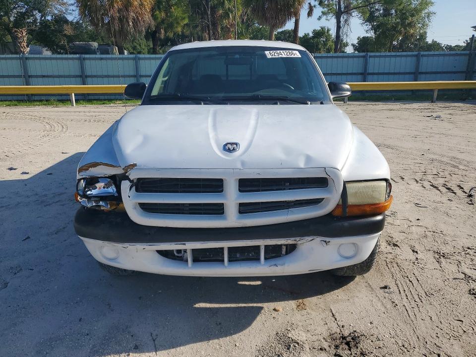 62941286 :رقم المزاد ، 1B7HL38N82S607556 vin ، 2002 Dodge Dakota مزاد بيع