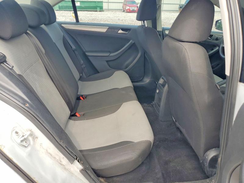 Продаж на аукціоні авто 2018 Volkswagen Jetta, vin: 3VW2B7AJ3JM215242, номер лоту: 60797216