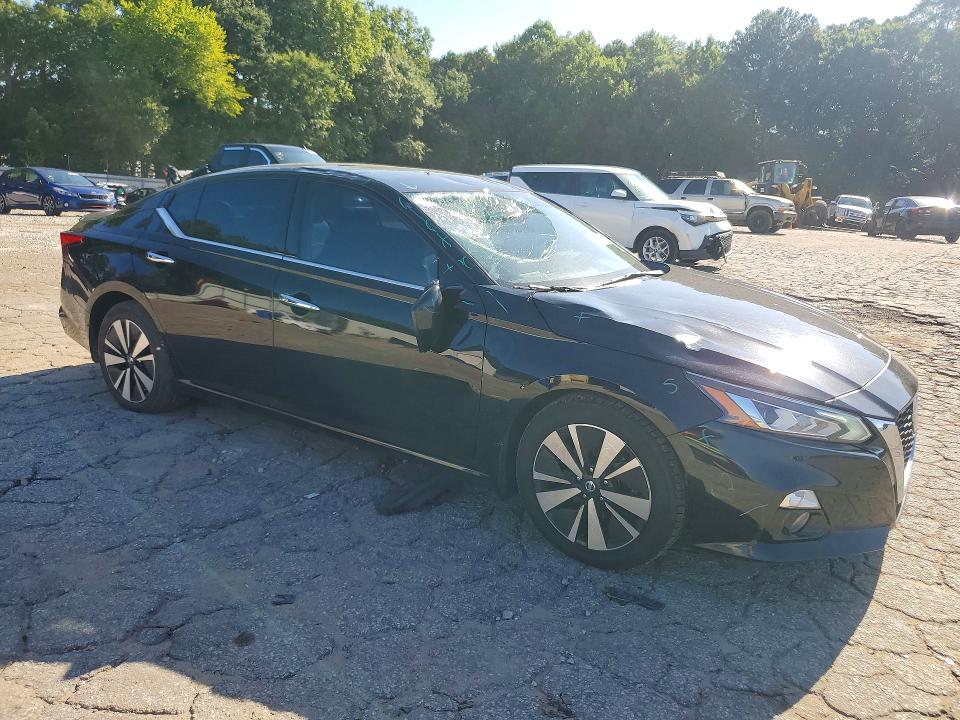 Продажа на аукционе авто 2021 Nissan Altima, vin: 1N4BL4EV1MN340042, номер лота: 61001606